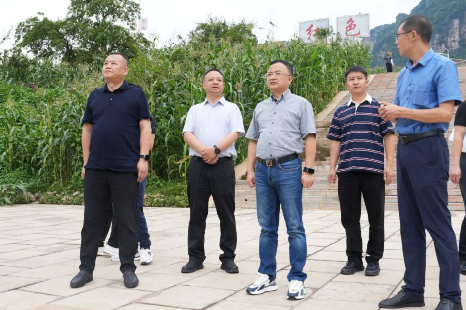 李涌、邱國援帶隊到鄉(xiāng)村振興聯(lián)系點開展幫扶調研